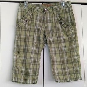 Junior knee length shorts